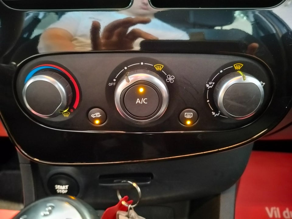 Renault Clio IV 0,9 TCe 90 Expression 5d