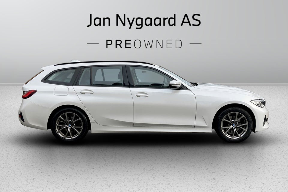 BMW 320d 2,0 Touring Sport Line aut. 5d