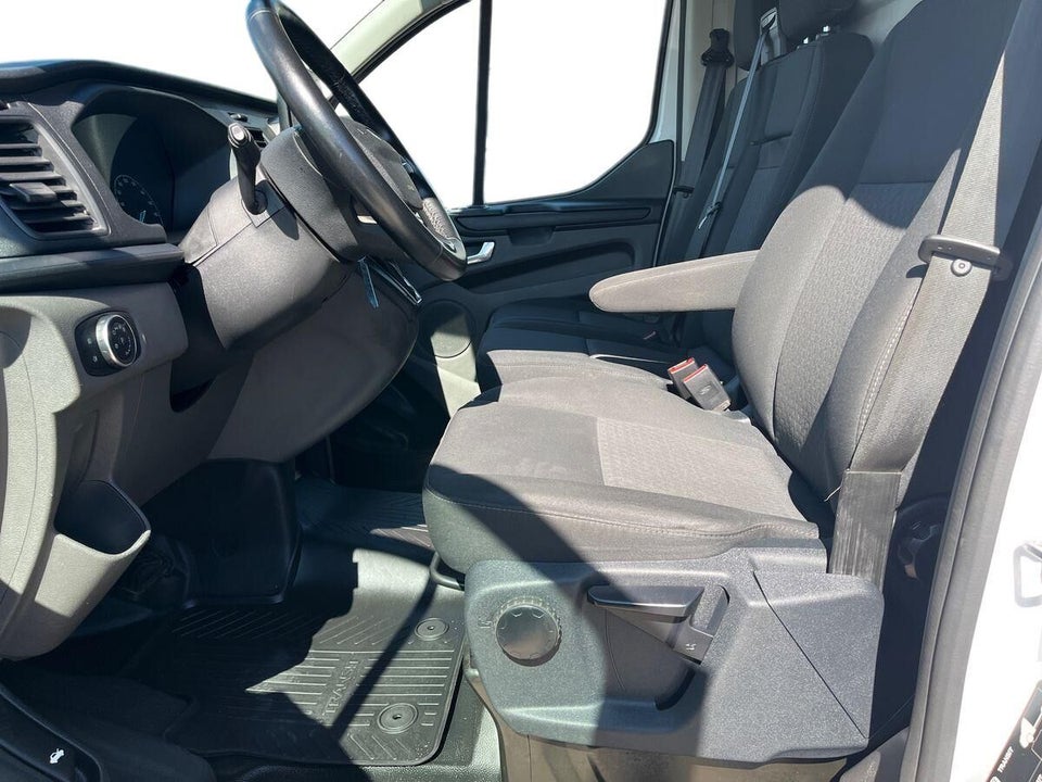 Ford Transit Custom 340 L2 2,0 TDCi 130 Trend aut.