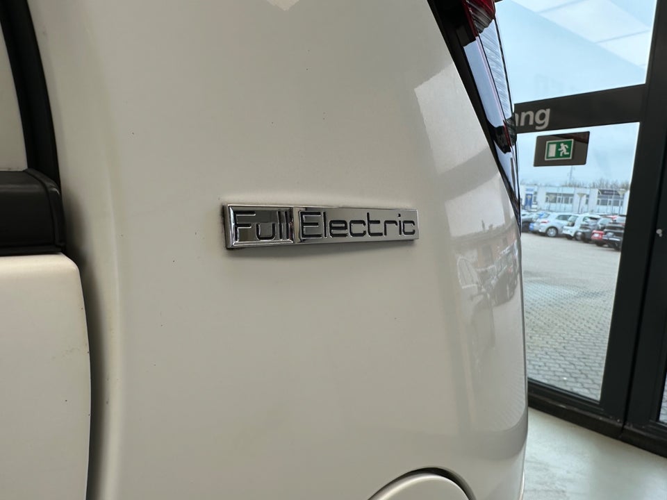 Peugeot iOn Highline 5d