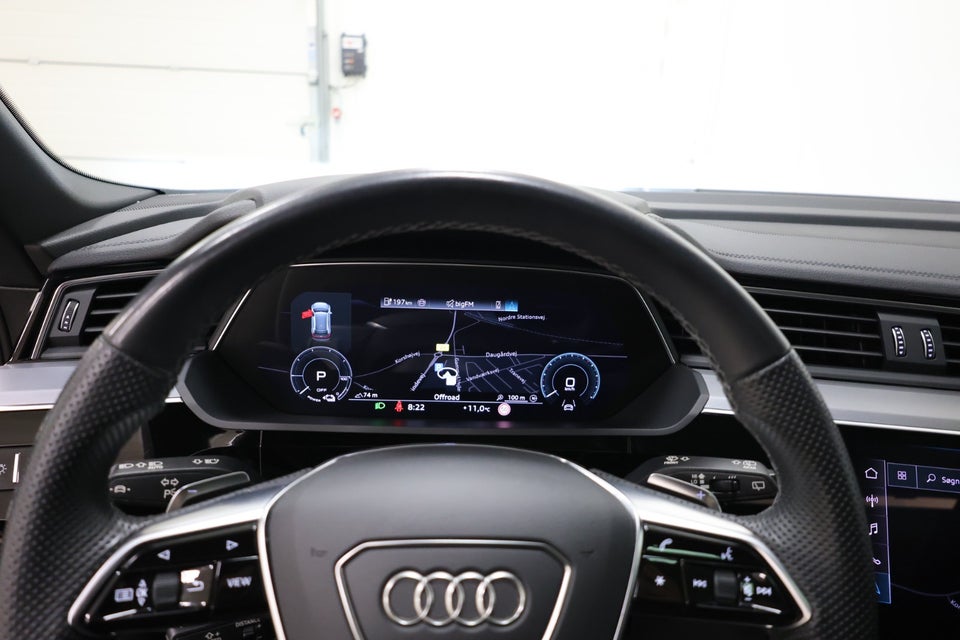 Audi SQ8 e-tron quattro 5d