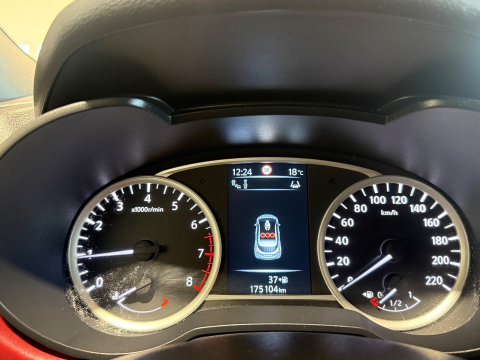 Nissan Micra 0,9 IG-T 90 Tekna 5d