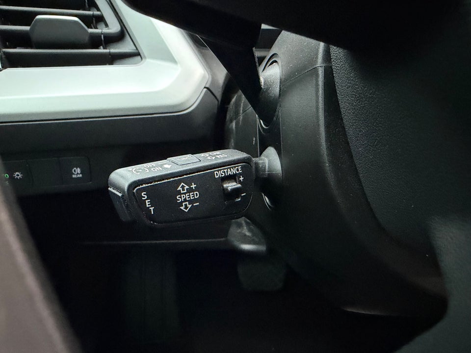 Audi Q4 e-tron 40  5d