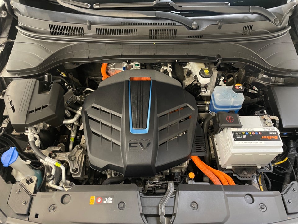 Hyundai Kona 64 EV Essential 5d