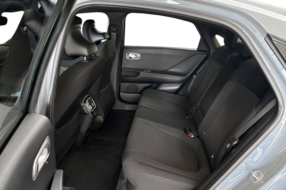 Hyundai Ioniq 6 53 Essential 4d