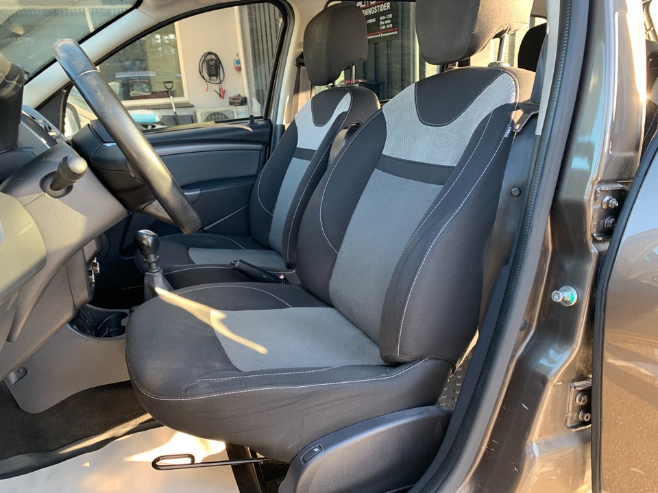 Dacia Duster 1,2 TCe 125 Black Shadow 5d