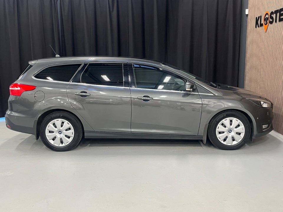 Ford Focus 1,0 EcoBoost Titanium stc. 5d