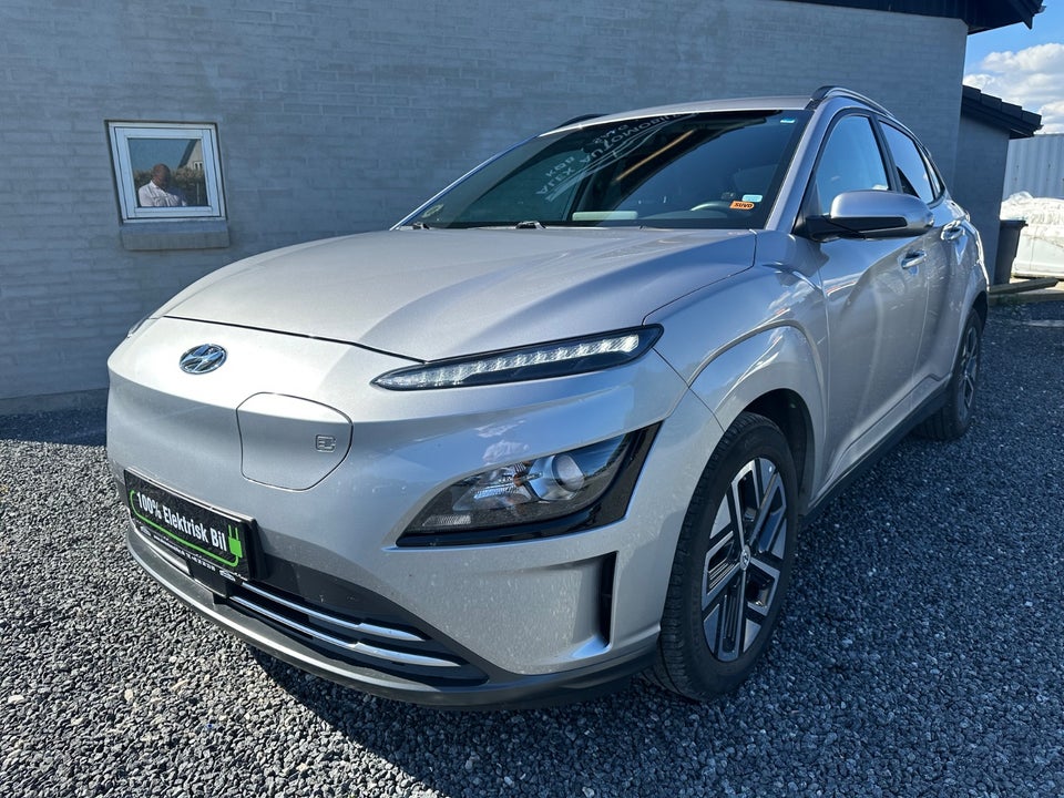 Hyundai Kona 39 EV Essential 5d