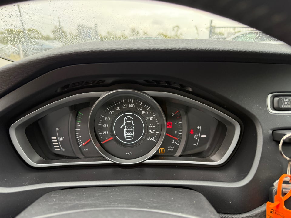 Volvo V40 2,0 D2 120 Kinetic Eco 5d