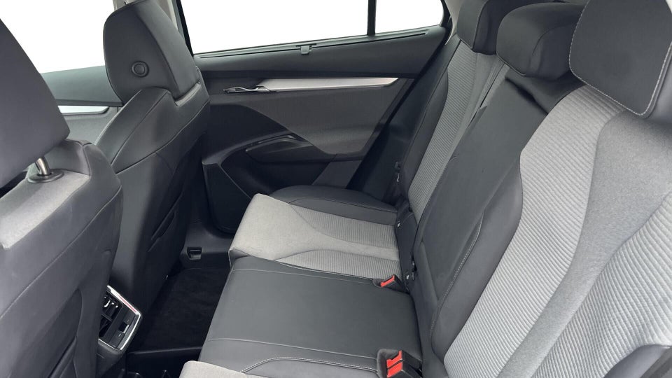 Skoda Enyaq 80 iV Plus 5d