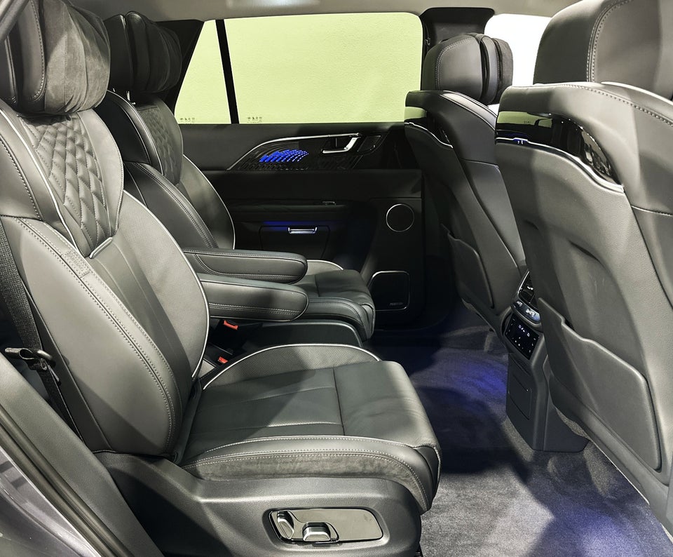 Hongqi E-HS9 99 Exclusive 5d