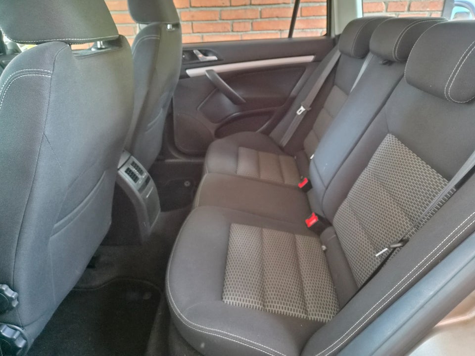 Skoda Octavia 1,4 TSi 122 Ambiente Combi GreenTec 5d