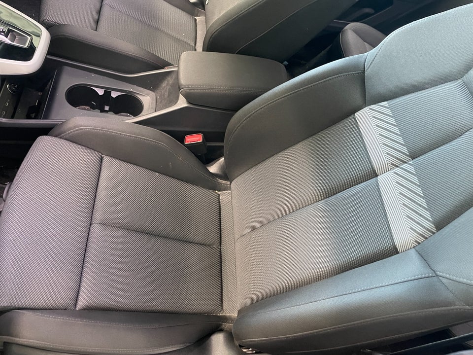 Audi Q4 e-tron 45 S-line 5d