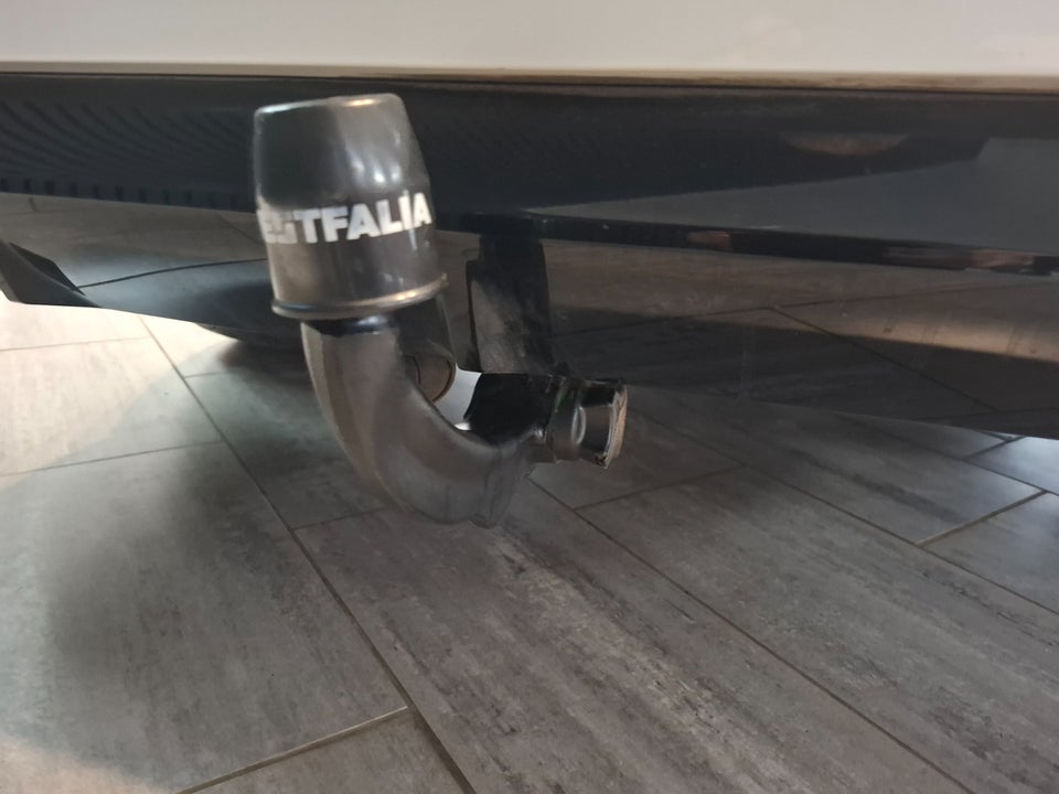 Peugeot 508 1,6 Hybrid Selection Sport SW EAT8 5d