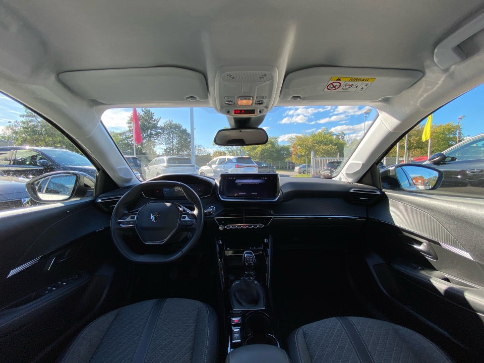 Peugeot 208 1,2 PureTech 100 Allure+ 5d