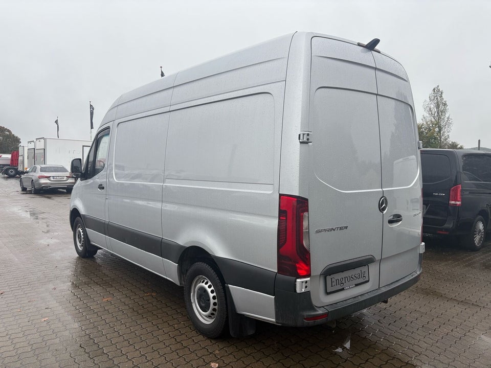 Mercedes Sprinter 316 2,2 CDi A2 Kassevogn aut. RWD
