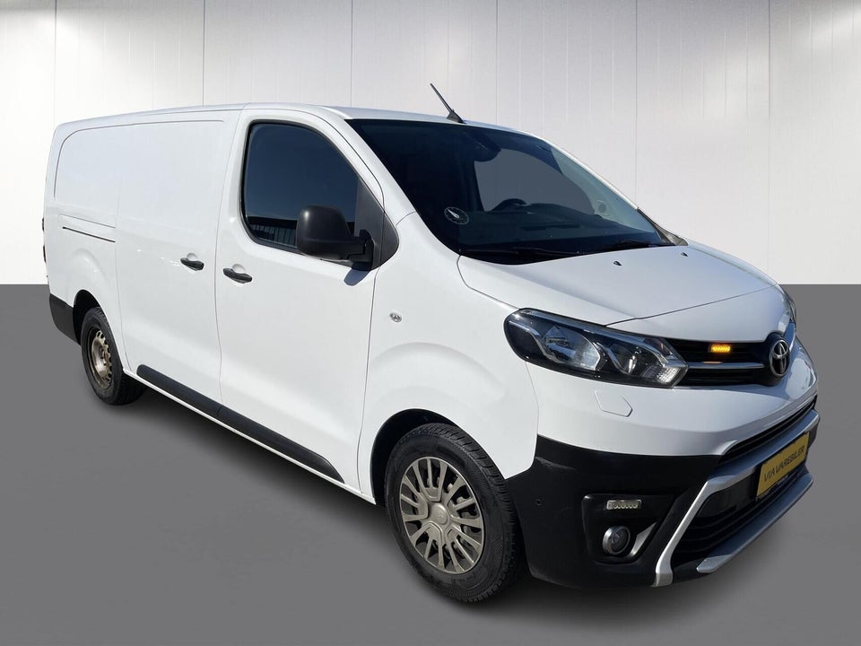 Toyota ProAce 2,0 D 122 Long Comfort Master 5d