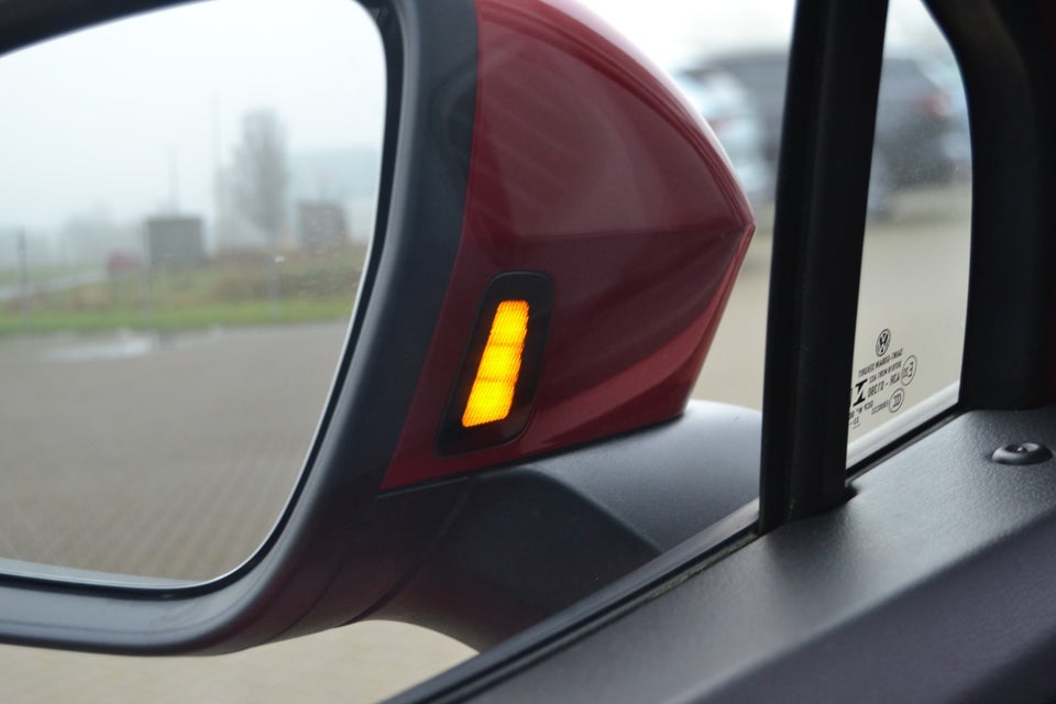 VW ID.4 77 Pro Performance Tech 5d