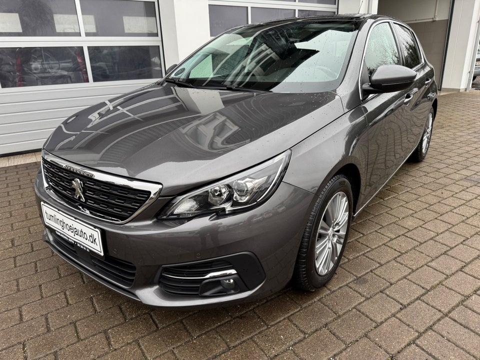 Peugeot 308 1,5 BlueHDi 130 Prestige Sky 5d