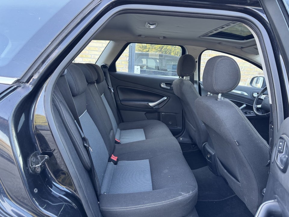 Ford Mondeo 2,0 TDCi 115 Titanium stc. 5d