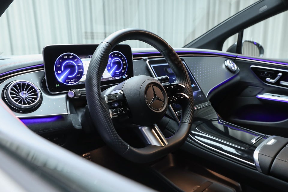 Mercedes EQE350 AMG Line 4d