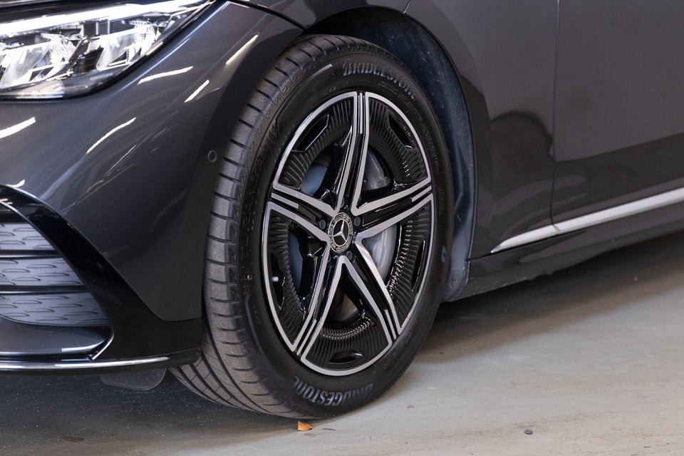 Mercedes EQE350 AMG Line 4d