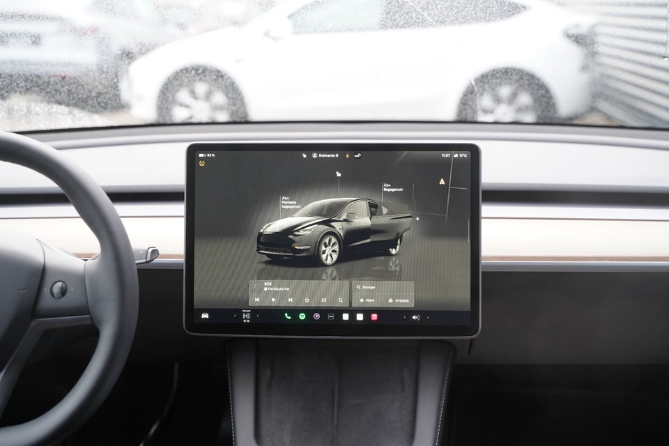 Tesla Model Y Long Range AWD 5d