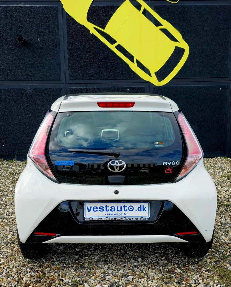 Toyota Aygo 1,0 VVT-i x-wave 5d