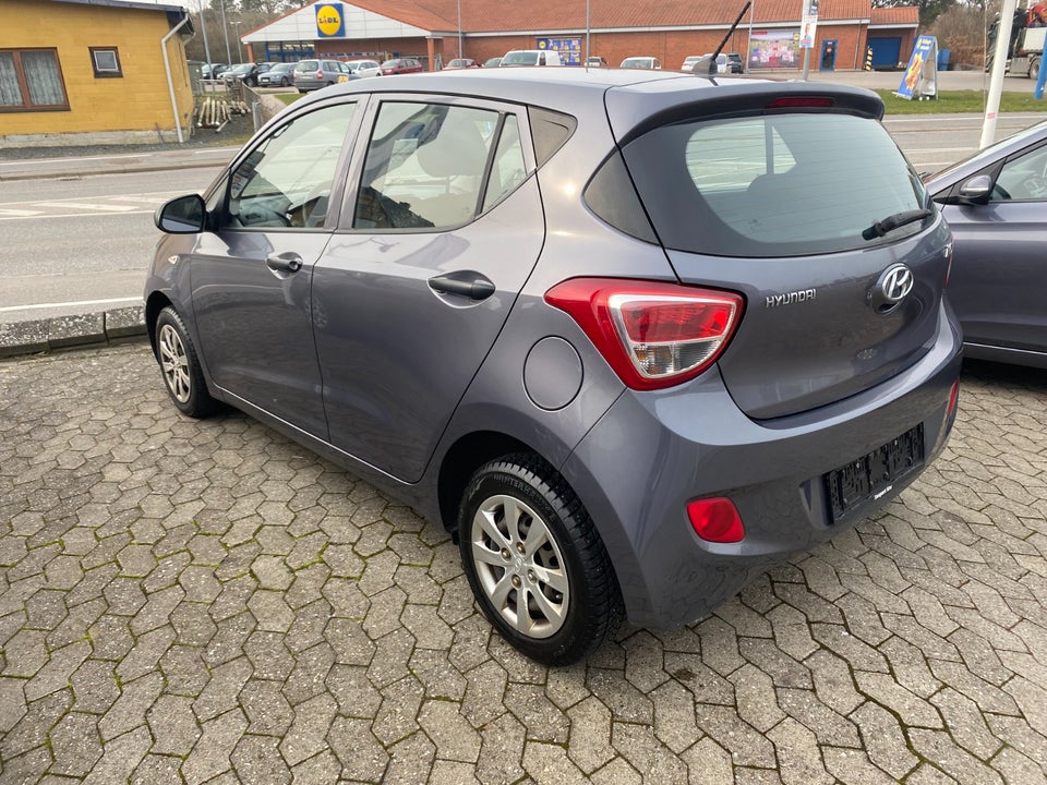 Hyundai i10 1,0 Move 5d