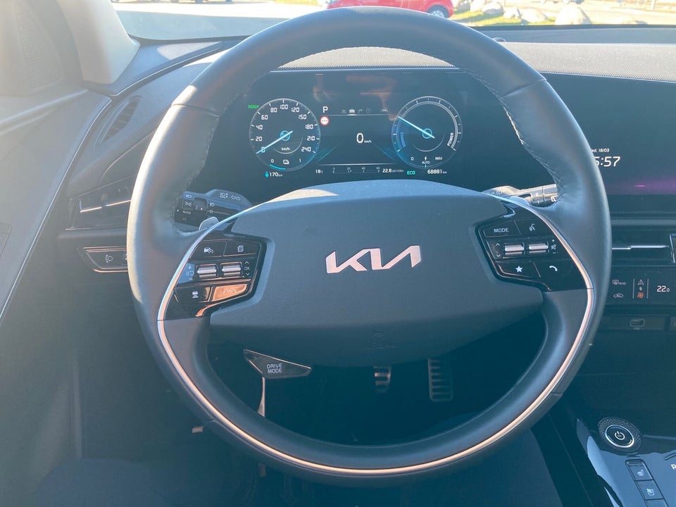 Kia Niro 64 EV Upgrade 5d