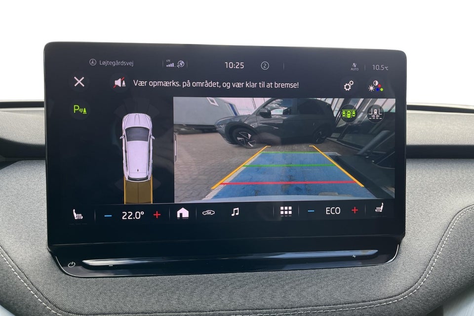 Skoda Enyaq 60 iV Loft 5d