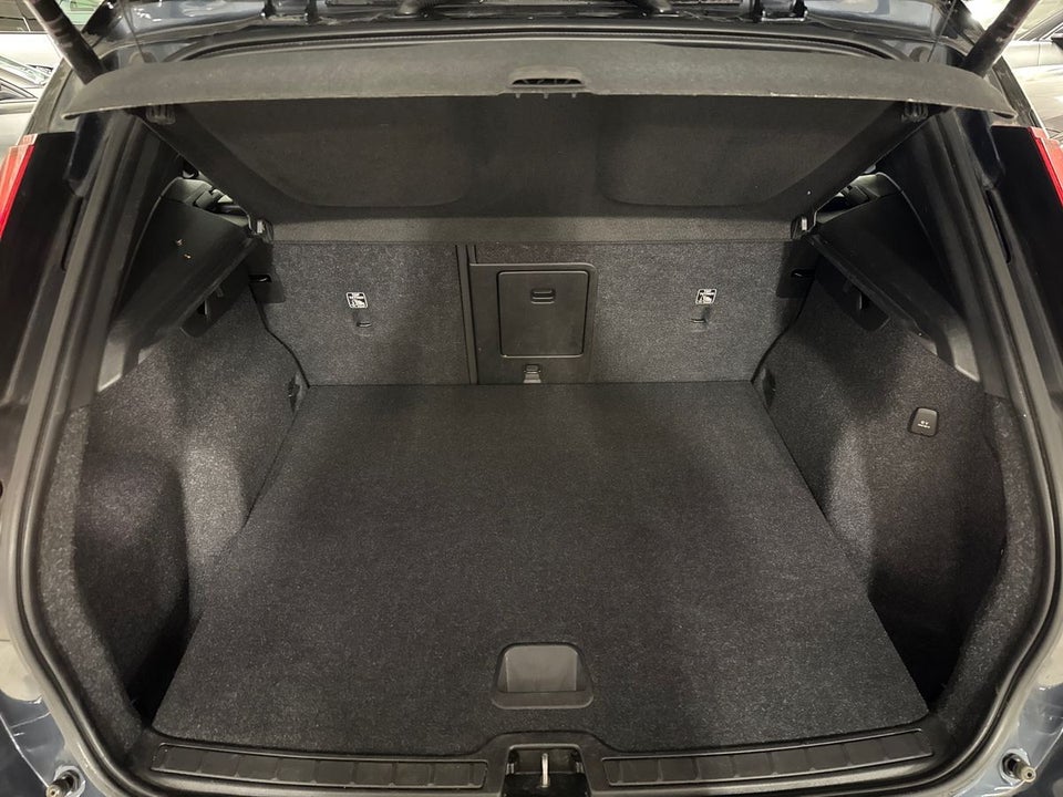 Volvo XC40 1,5 T4 ReCharge R-Design aut. 5d