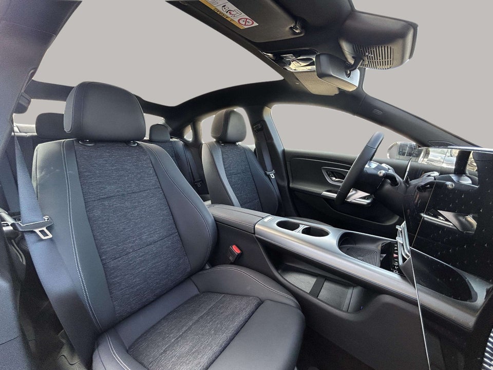 Mercedes CLA250+ EQ Progressive Advance Plus 4d