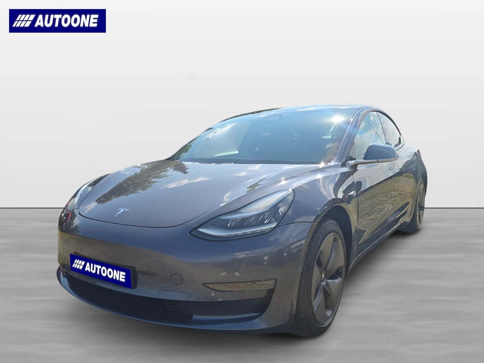 Tesla Model 3 Long Range AWD 4d