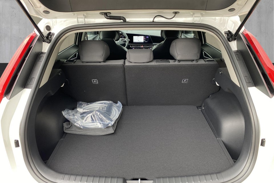 Kia Niro 64 EV Final Edition 5d