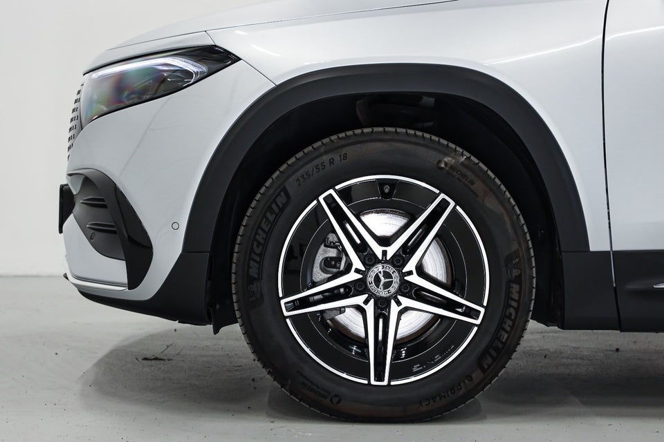 Mercedes EQB250+ AMG Advance 5d