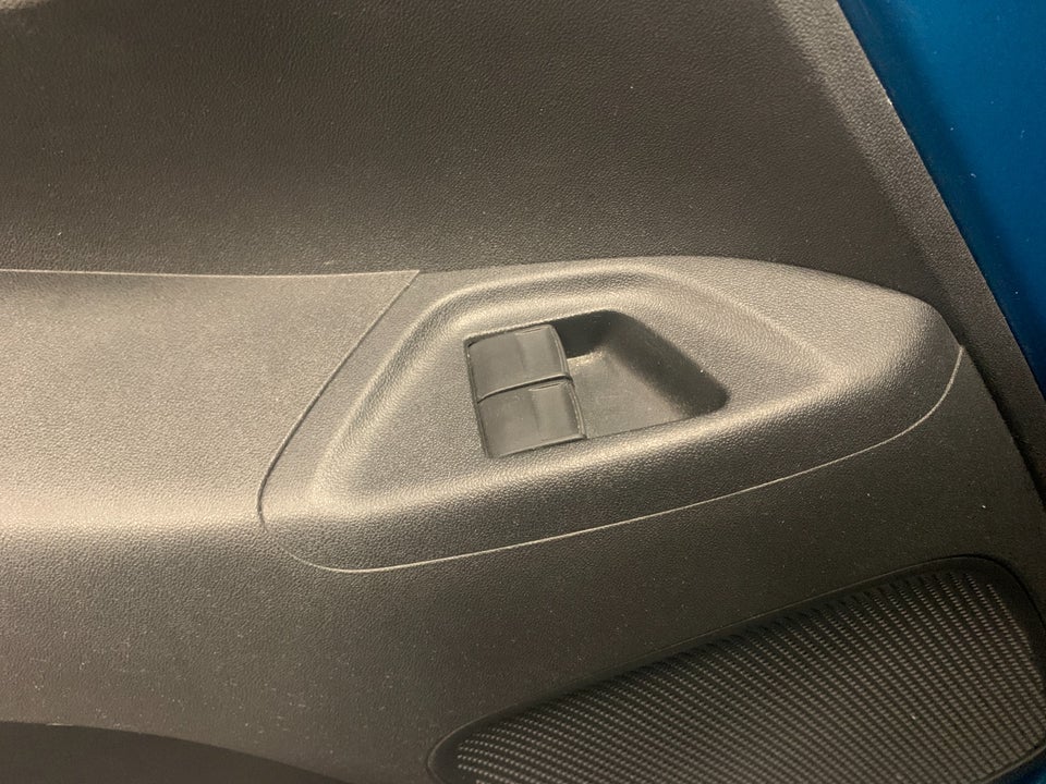 Citroën C1 1,0 VTi Shine 5d