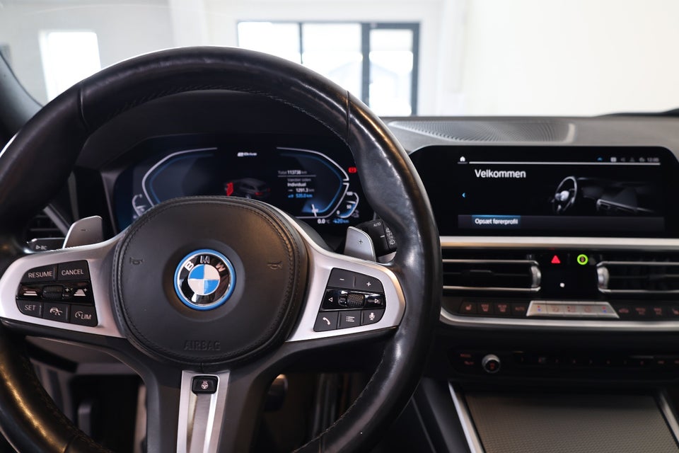 BMW 330e 2,0 M-Sport aut. 4d