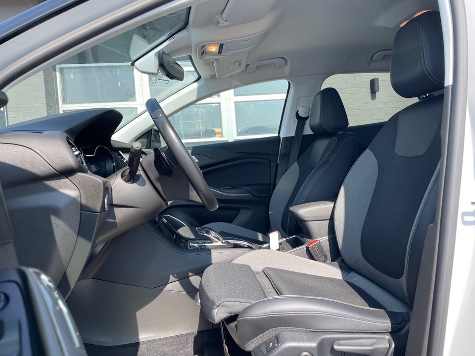 Opel Grandland X 1,6 Hybrid4 Ultimate aut. 5d