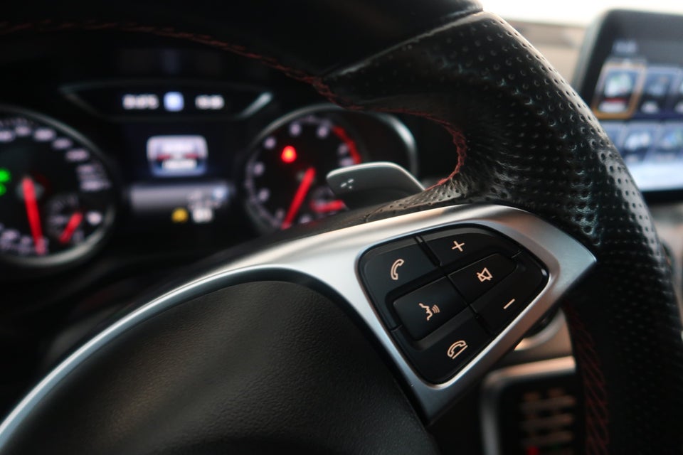 Mercedes CLA200 1,6 AMG Line Shooting Brake aut. 5d