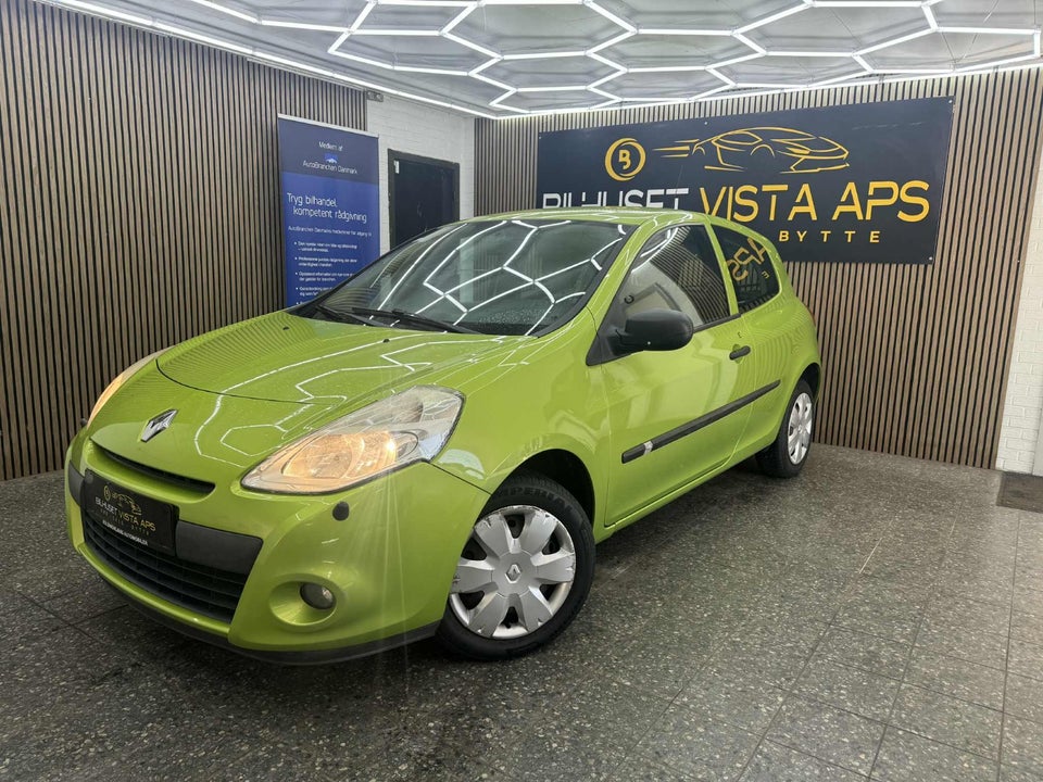 Renault Clio III 1,2 16V Authentique 3d