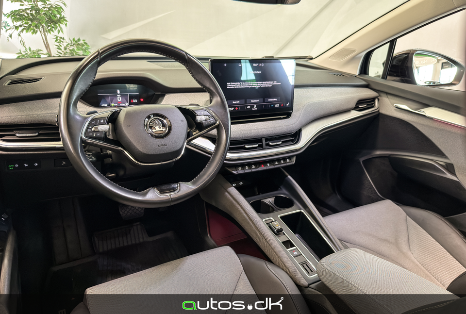 Skoda Enyaq 60 iV Loft 5d