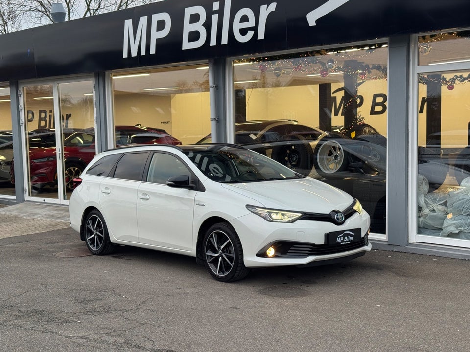 Toyota Auris 1,8 Hybrid H2 Style Touring Sports CVT 5d