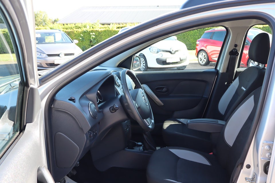 Dacia Sandero 0,9 TCe 90 Essential 5d