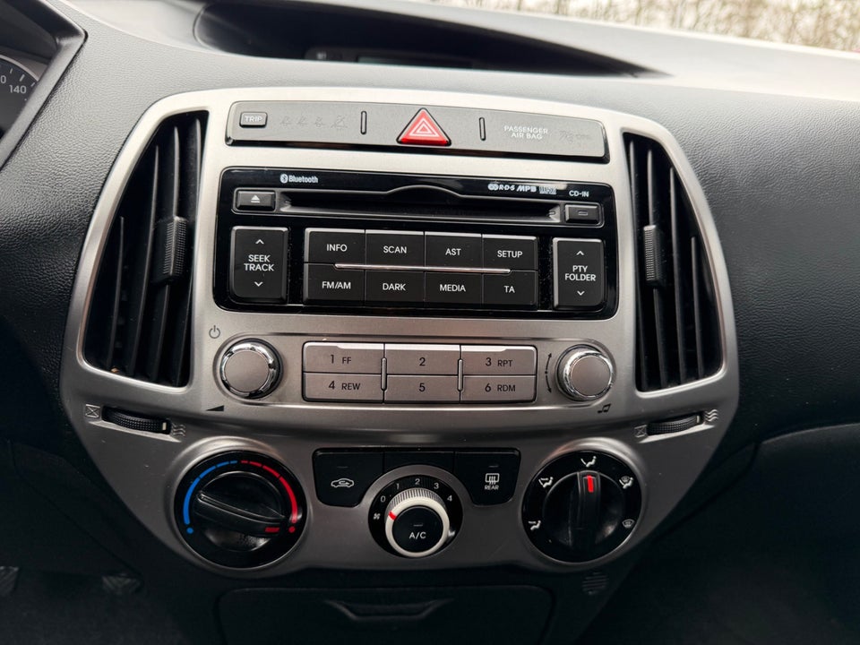 Hyundai i20 1,25 Classic XTR 5d