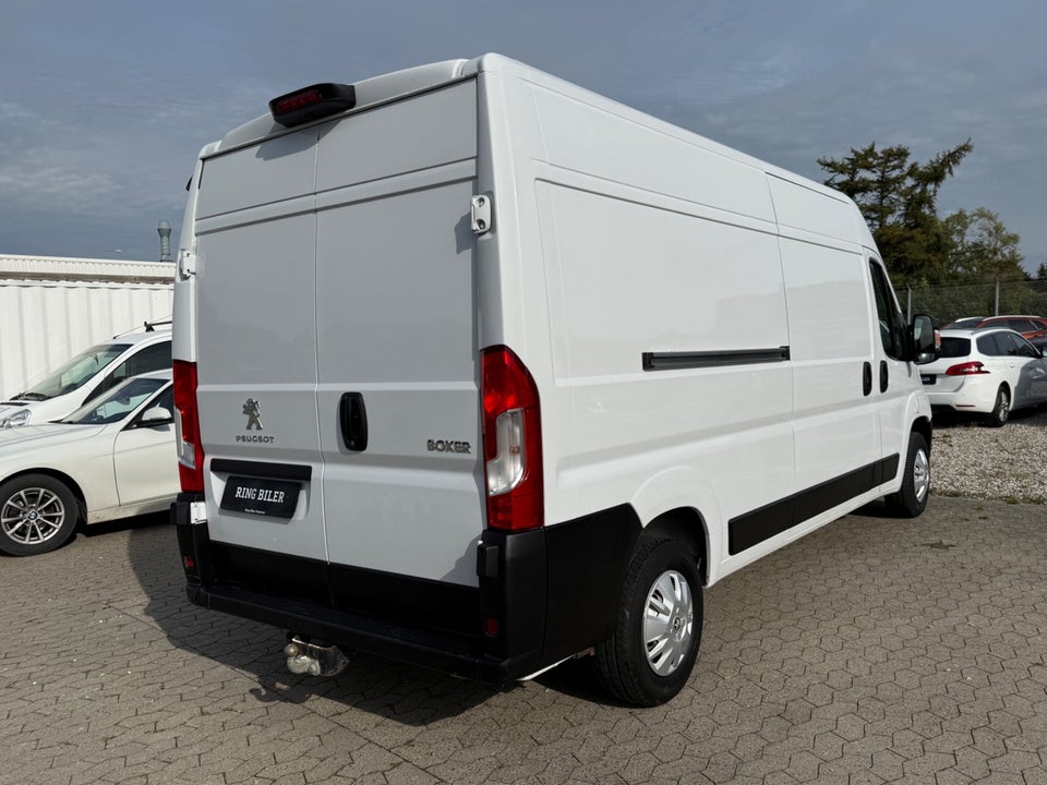 Peugeot Boxer 333 2,2 BlueHDi 140 L3H2 Premium