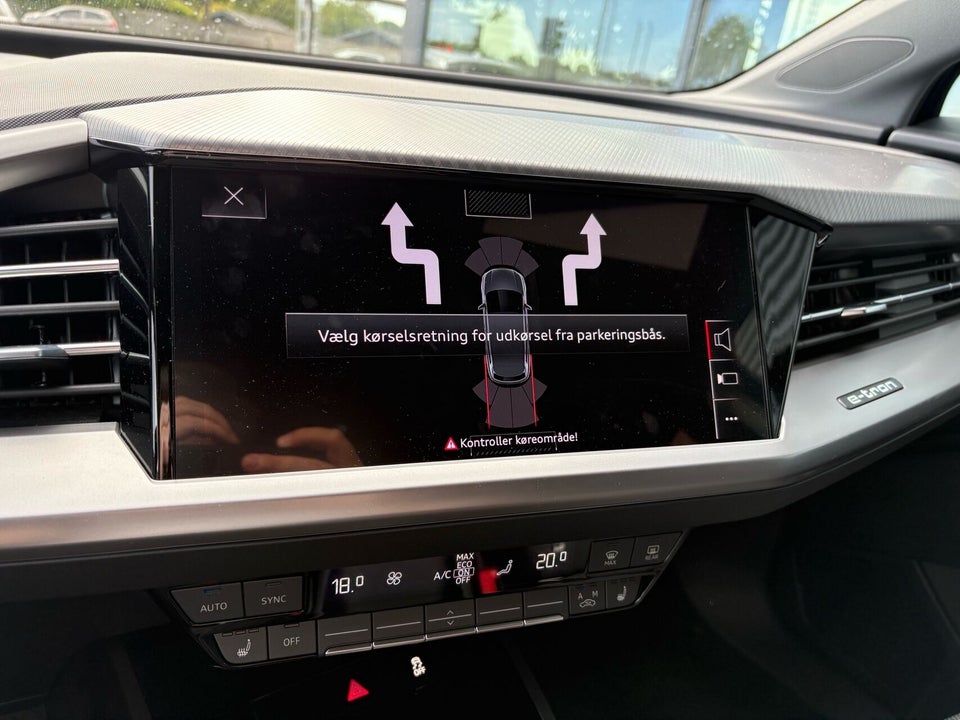Audi Q4 e-tron 40 Advanced 5d