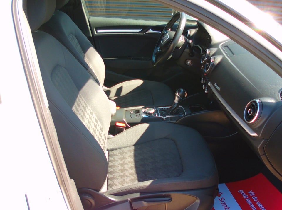 Audi A3 1,4 TFSi 125 Ambition Sportback S-tr. 5d
