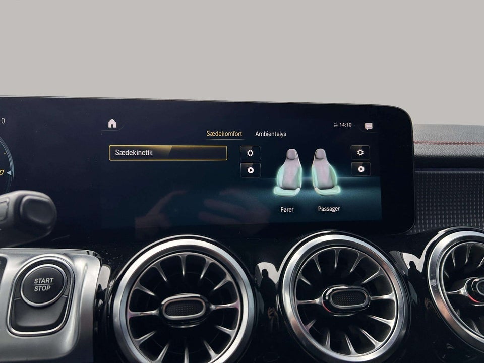 Mercedes EQB250 AMG Line 5d