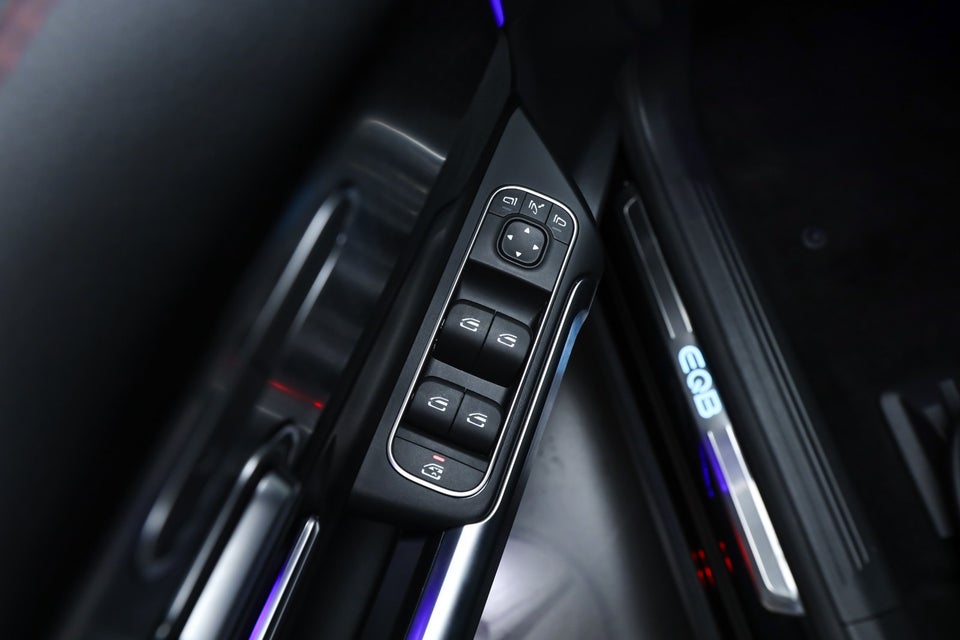 Mercedes EQB250+ AMG Premium 5d